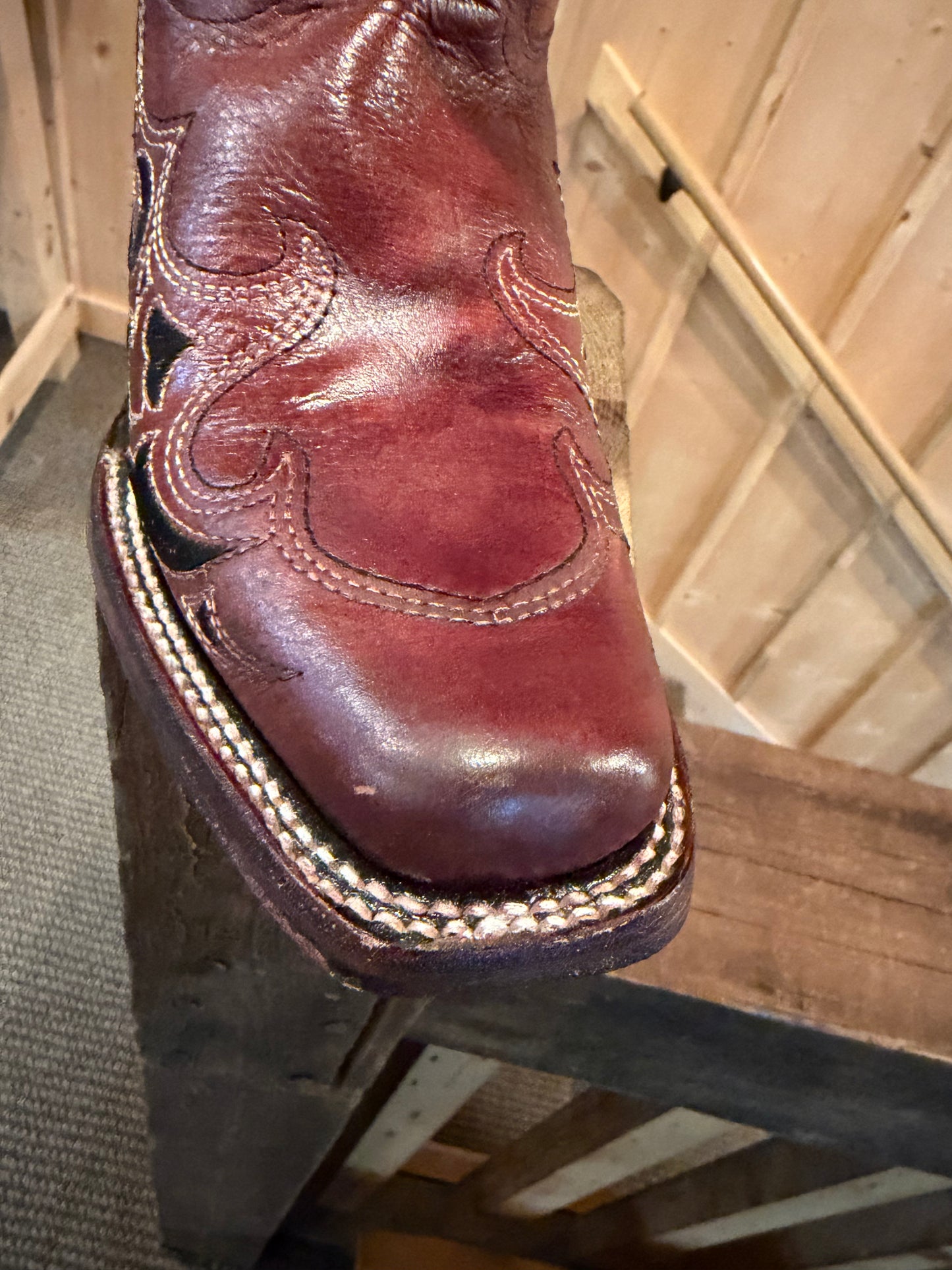 Women’s Square Toe