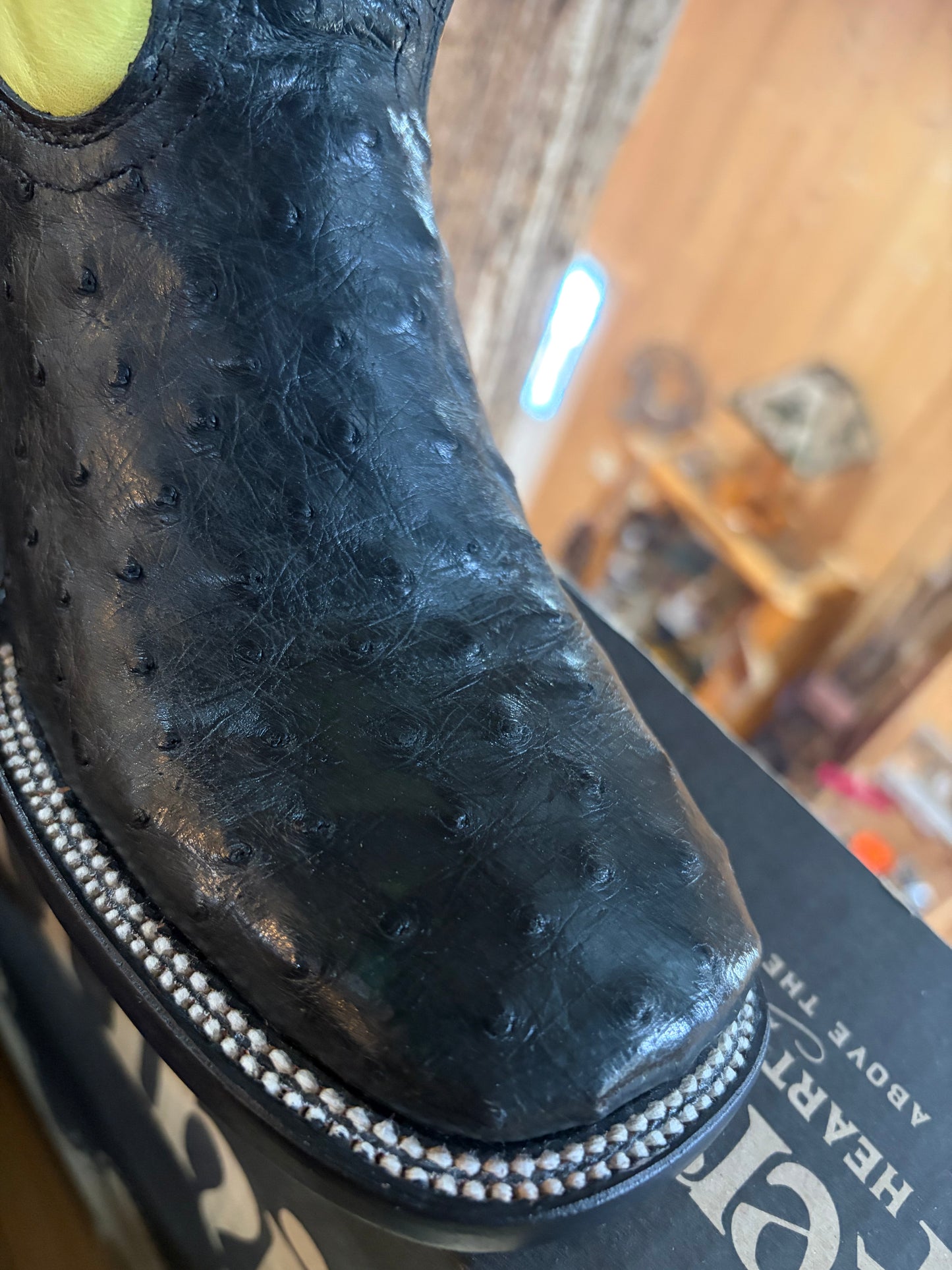 Ladies Full Quill Ostrich S-Toe Black Boot