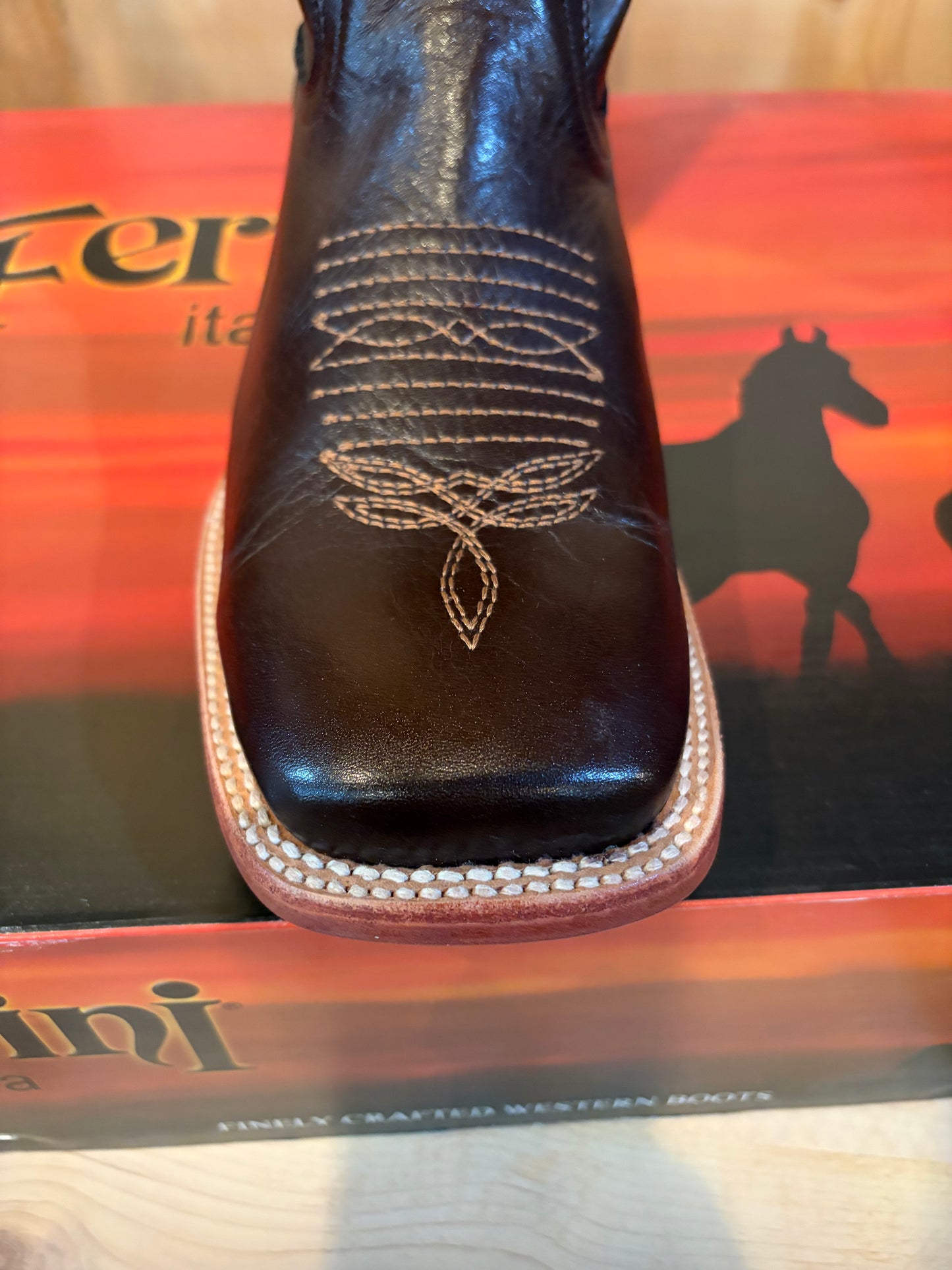 Men's Square Toe Boot