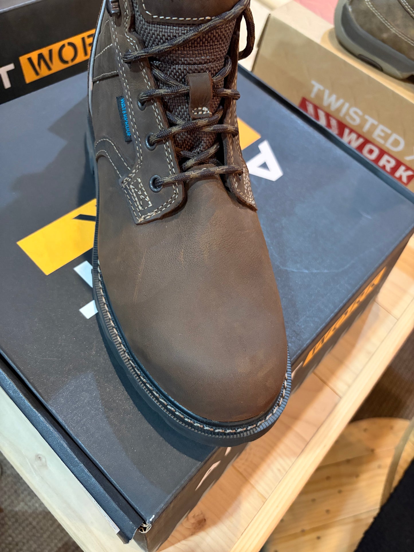 Ariat Mens Groundbreaker